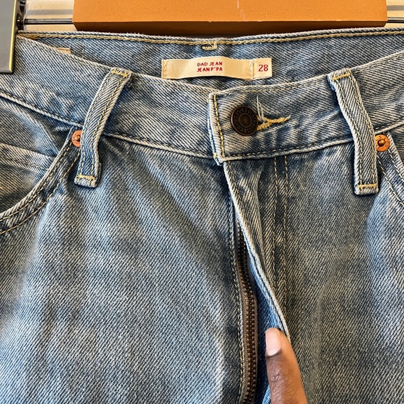 Levi's Premium Dad Jeans Size 28 Slouchy Slightly Oversized '90s-inspired - Picture 6 of 12